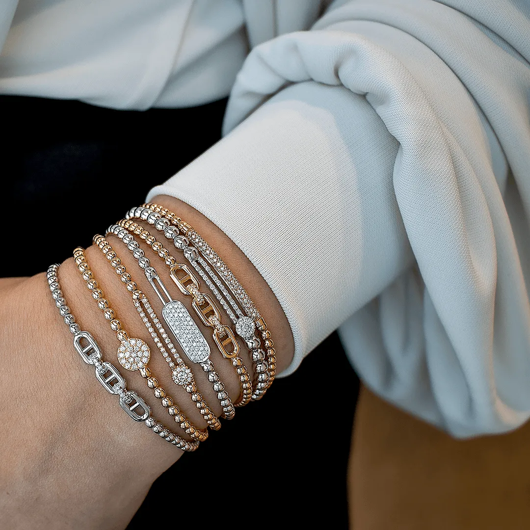 0.20ctw, 18K Yellow Gold Tresore Stretch Bracelet