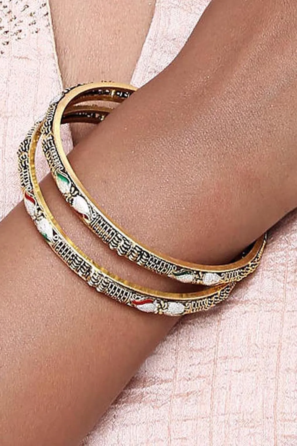 Alloy Bangles in Gold