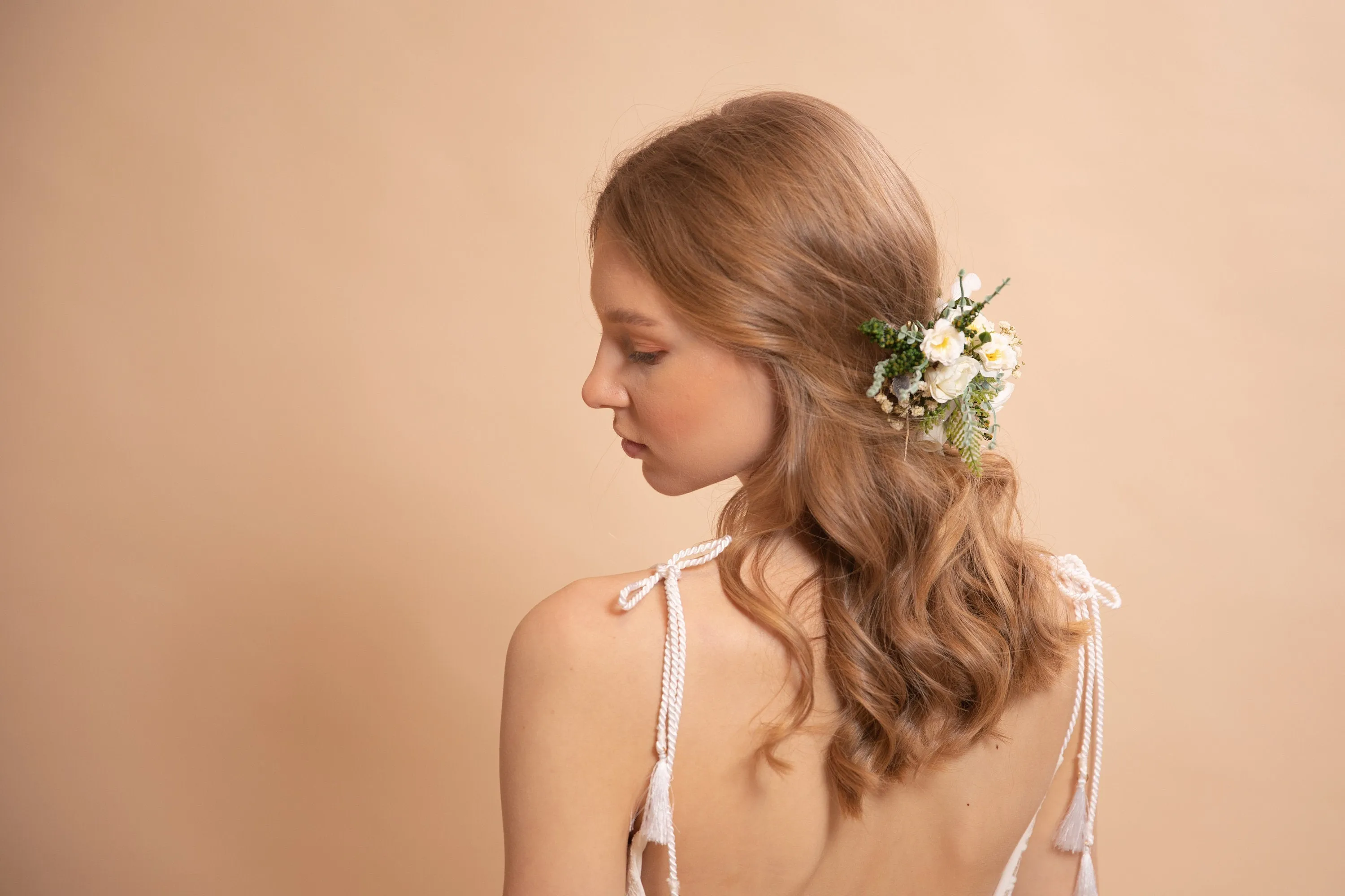 Boho wedding quarter wreath Bridal hair wreath Boho wedding Wedding accessories Flower quarter wreath Beige wedding Ivory hair wreath