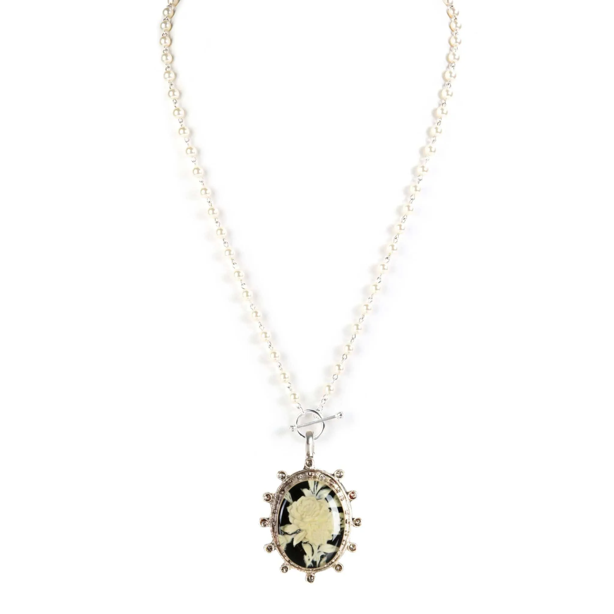 Delfina - 6mm Pearl Cream with All Medallions