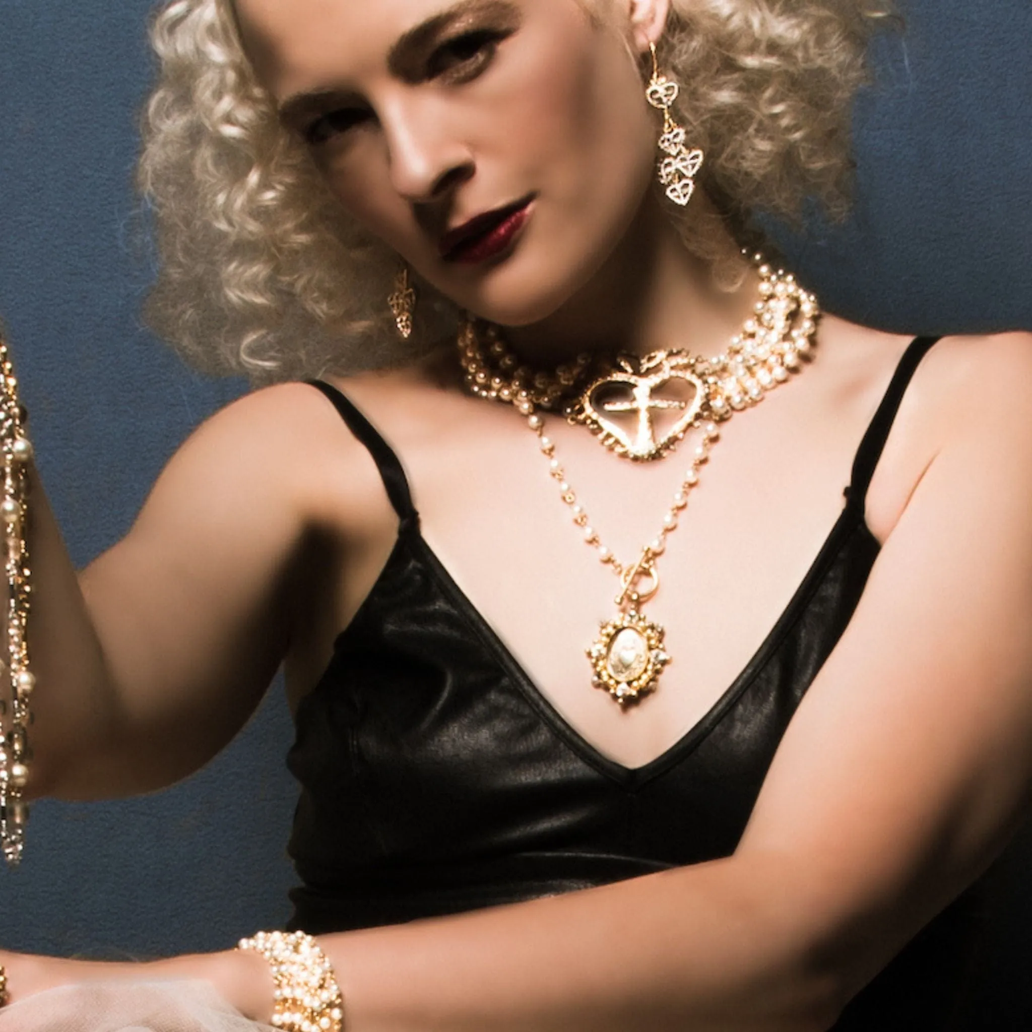 Delfina - 6mm Pearl Cream with All Medallions