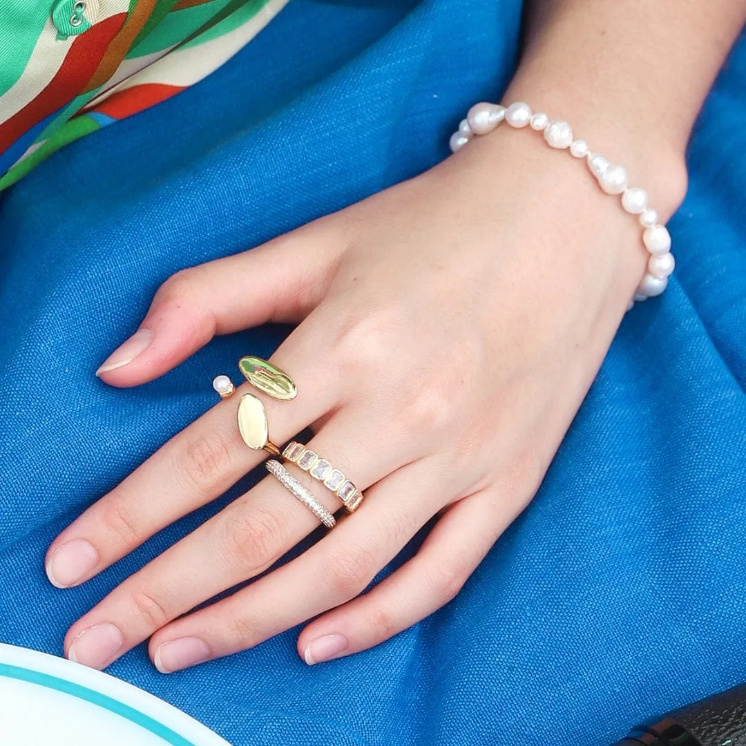 Gold Asymmetrical Disc Ring with Pearl