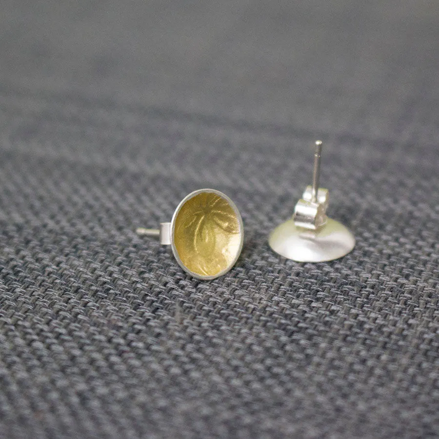 Golden Flora Cup Stud Earrings