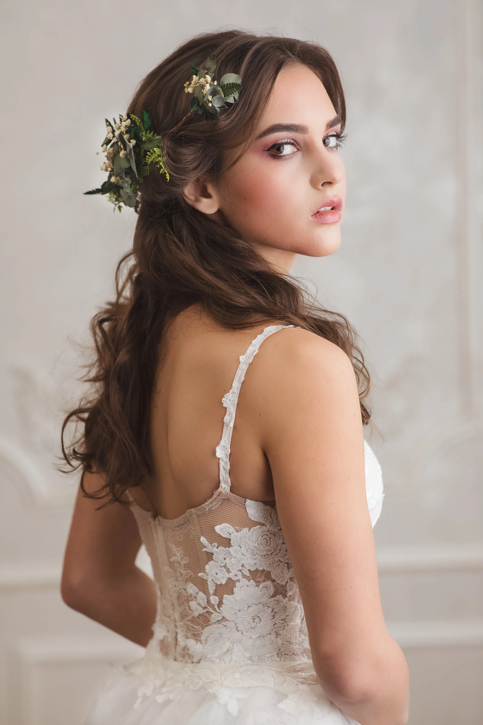 Greenery bendable bridal vine with baby's breath Bridal accessories Eucalyptus flower comb Wedding hair comb Flexible Shapable hair vine