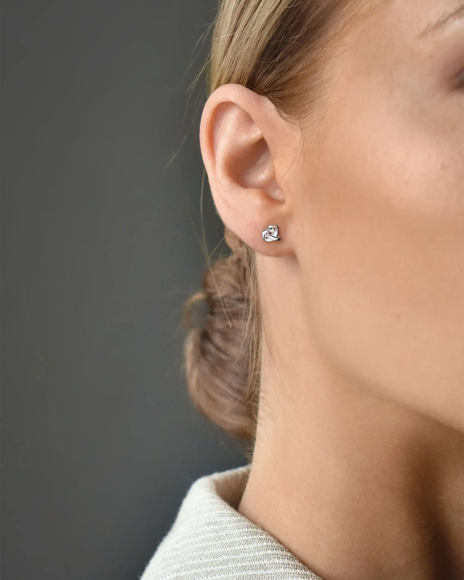Le Knot drop studs silver