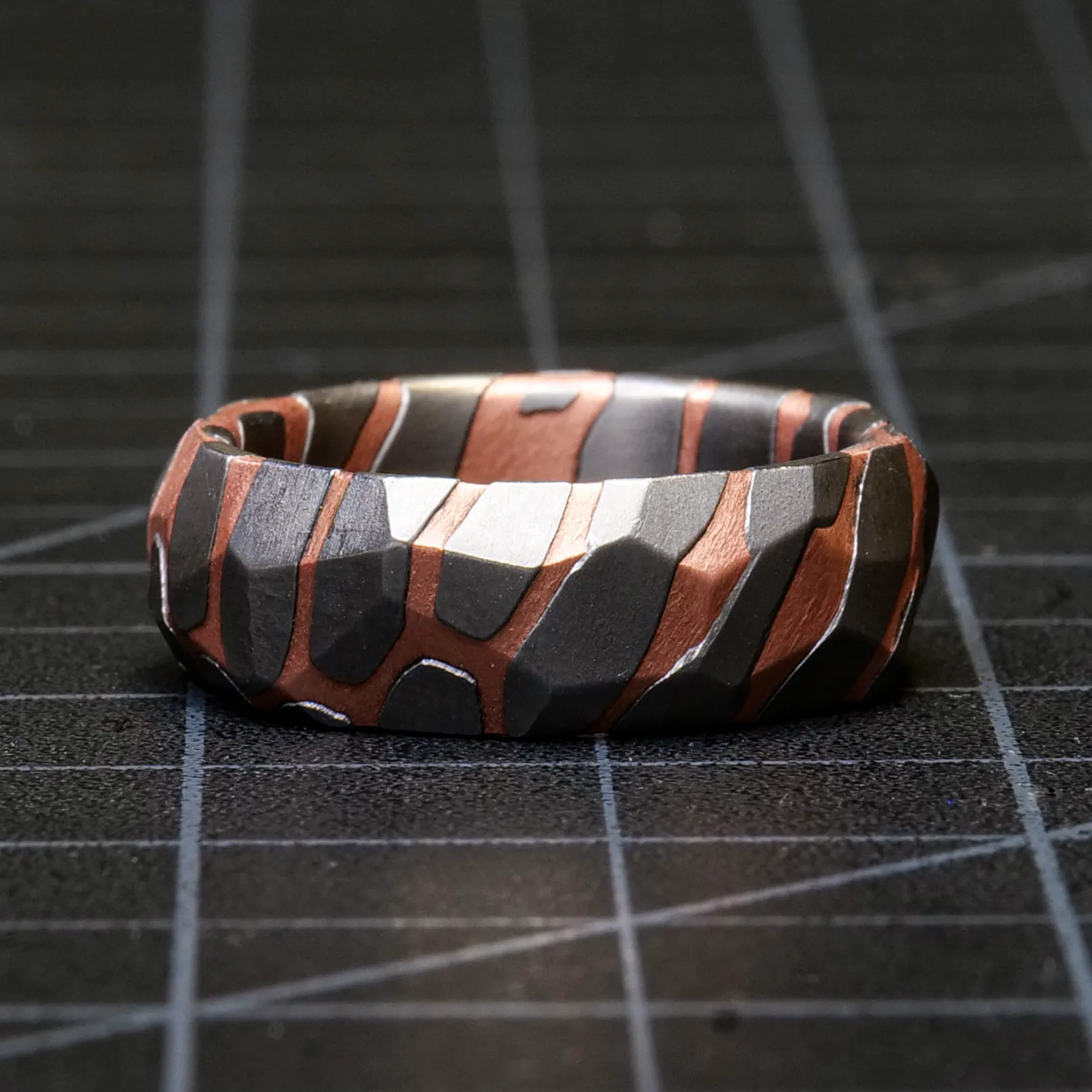 Obsidian Superconductor Ring
