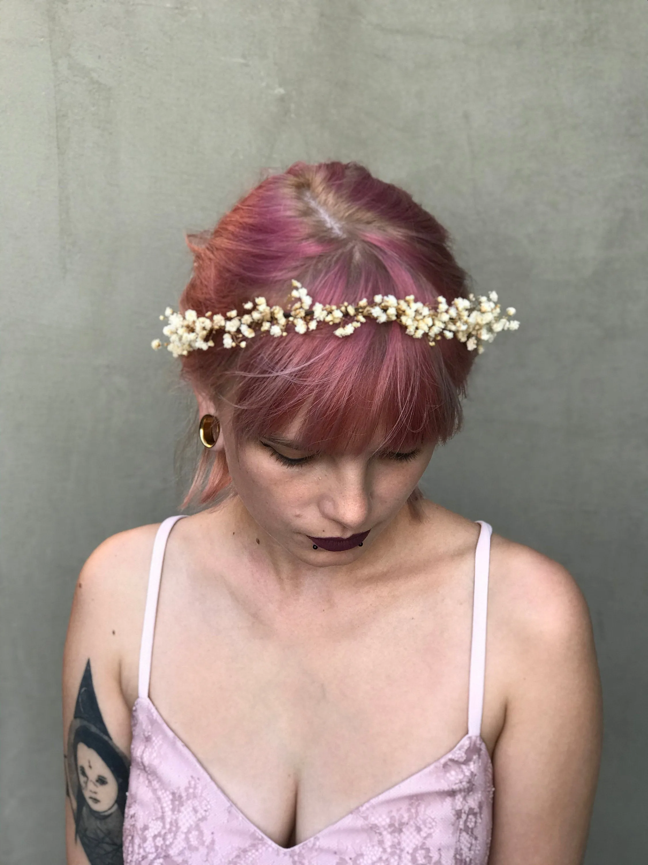 Off white wedding flower comb Beige bridal hair comb Decorative baby's breath comb Flower accessories Magaela Preserved flowers Bridal comb