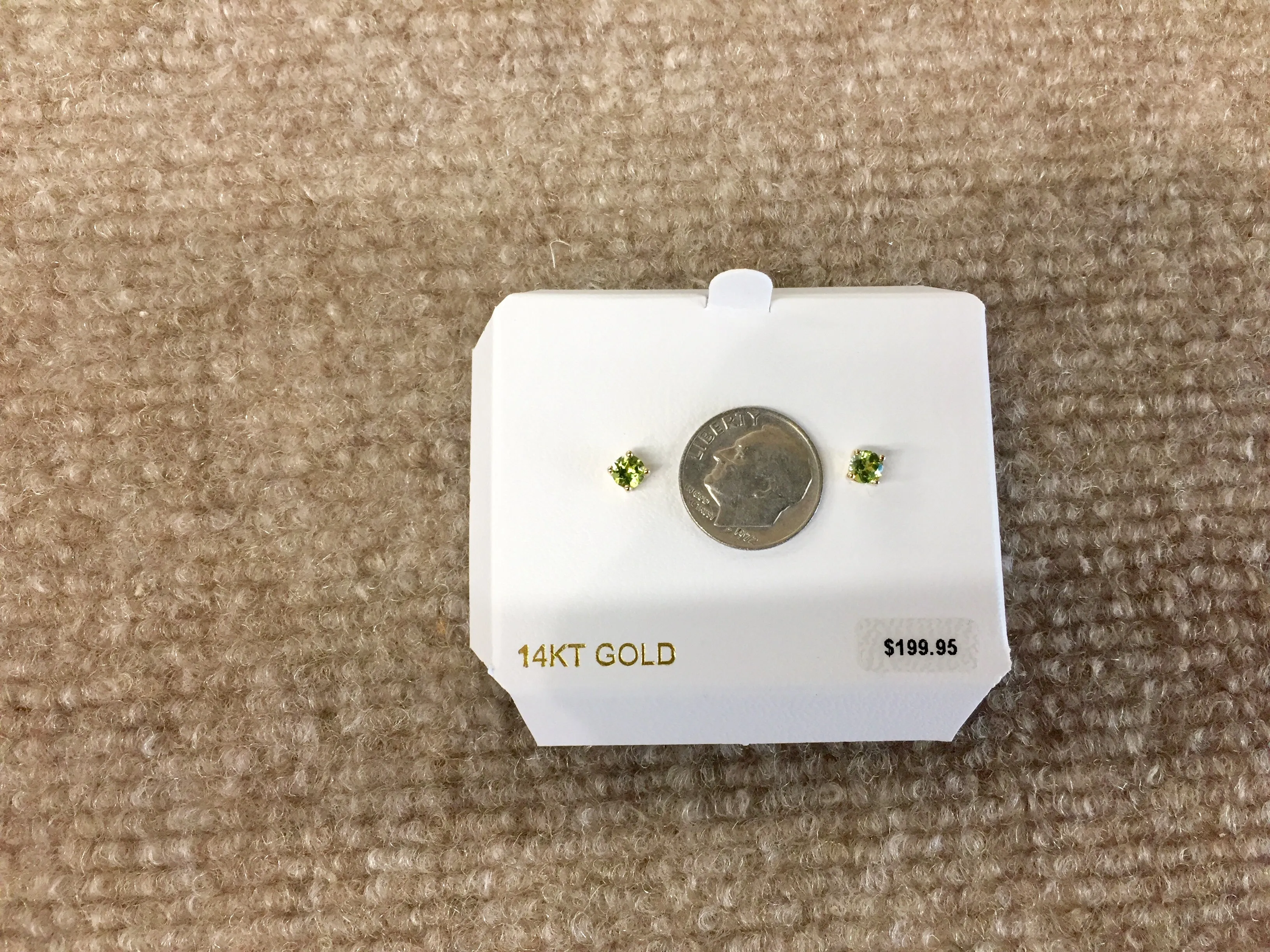 Peridot 14 K Yellow Gold Stud Earrings
