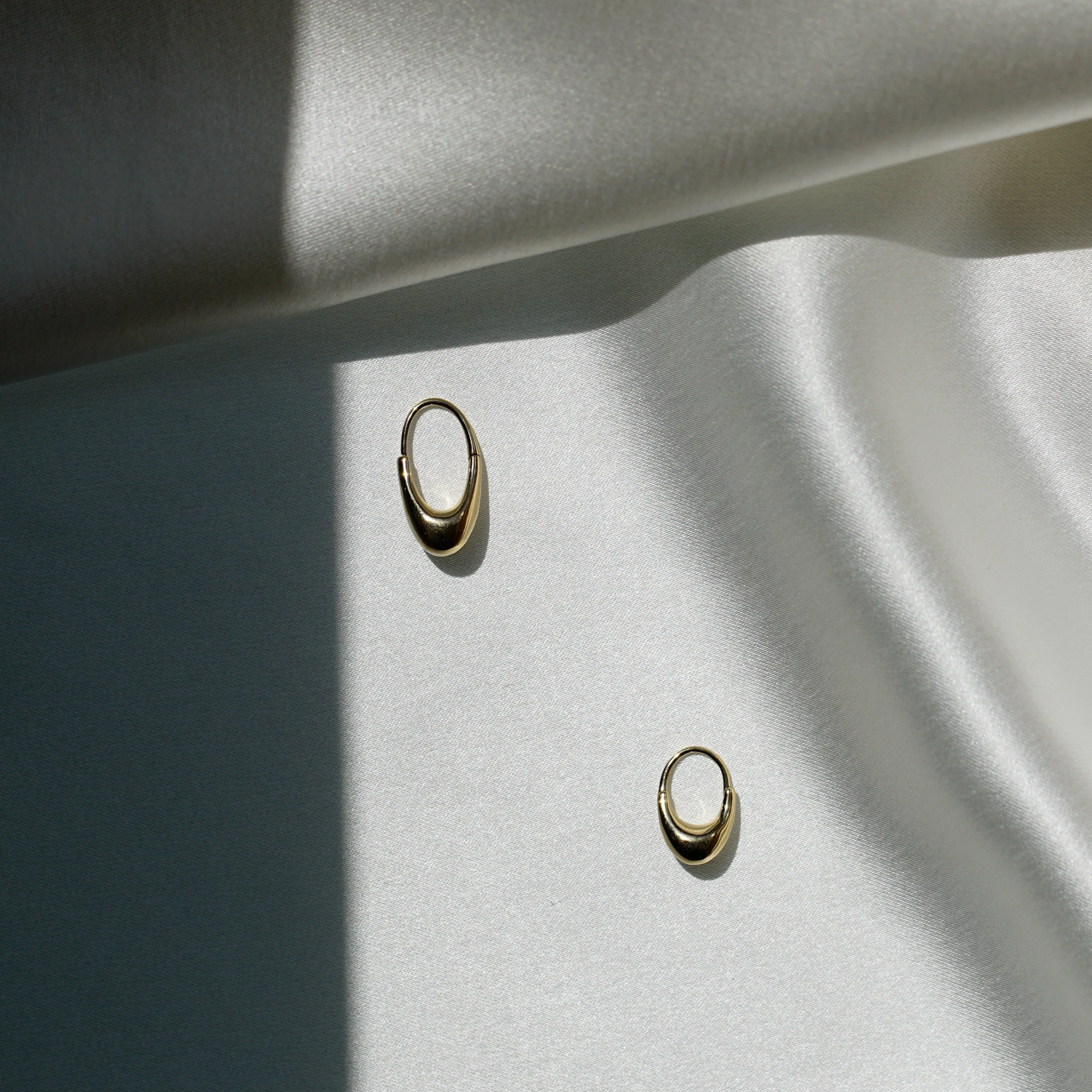 Roscida Drop Hoops
