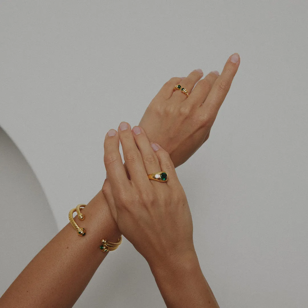 Selita Bangle