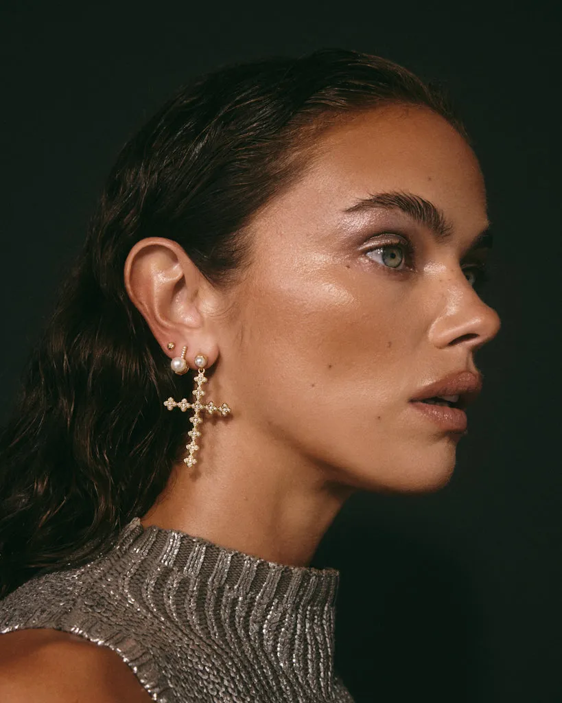 The Pave Post Pearl Stud